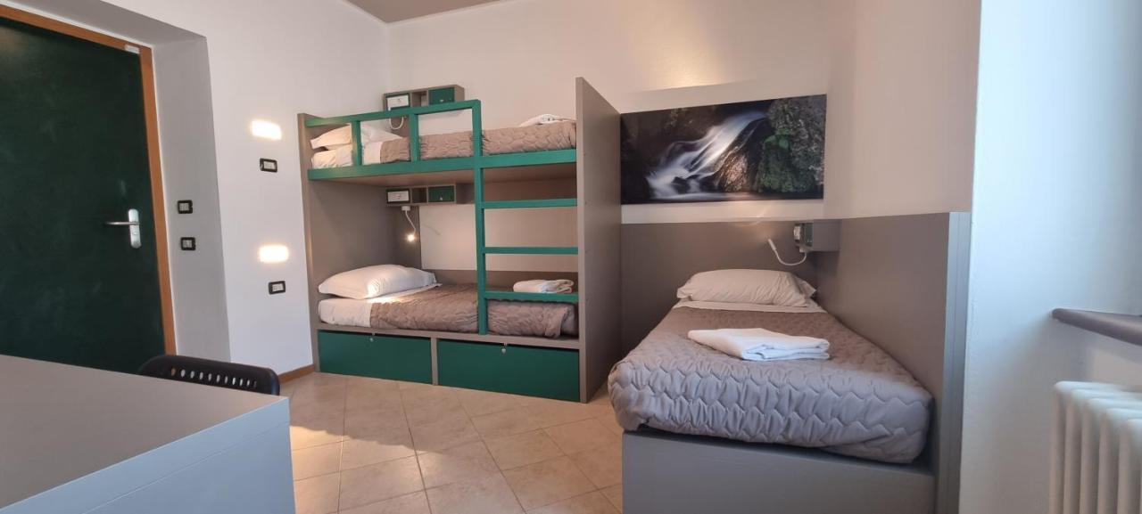 Ostello Giovane Europa Di Trento Exteriör bild